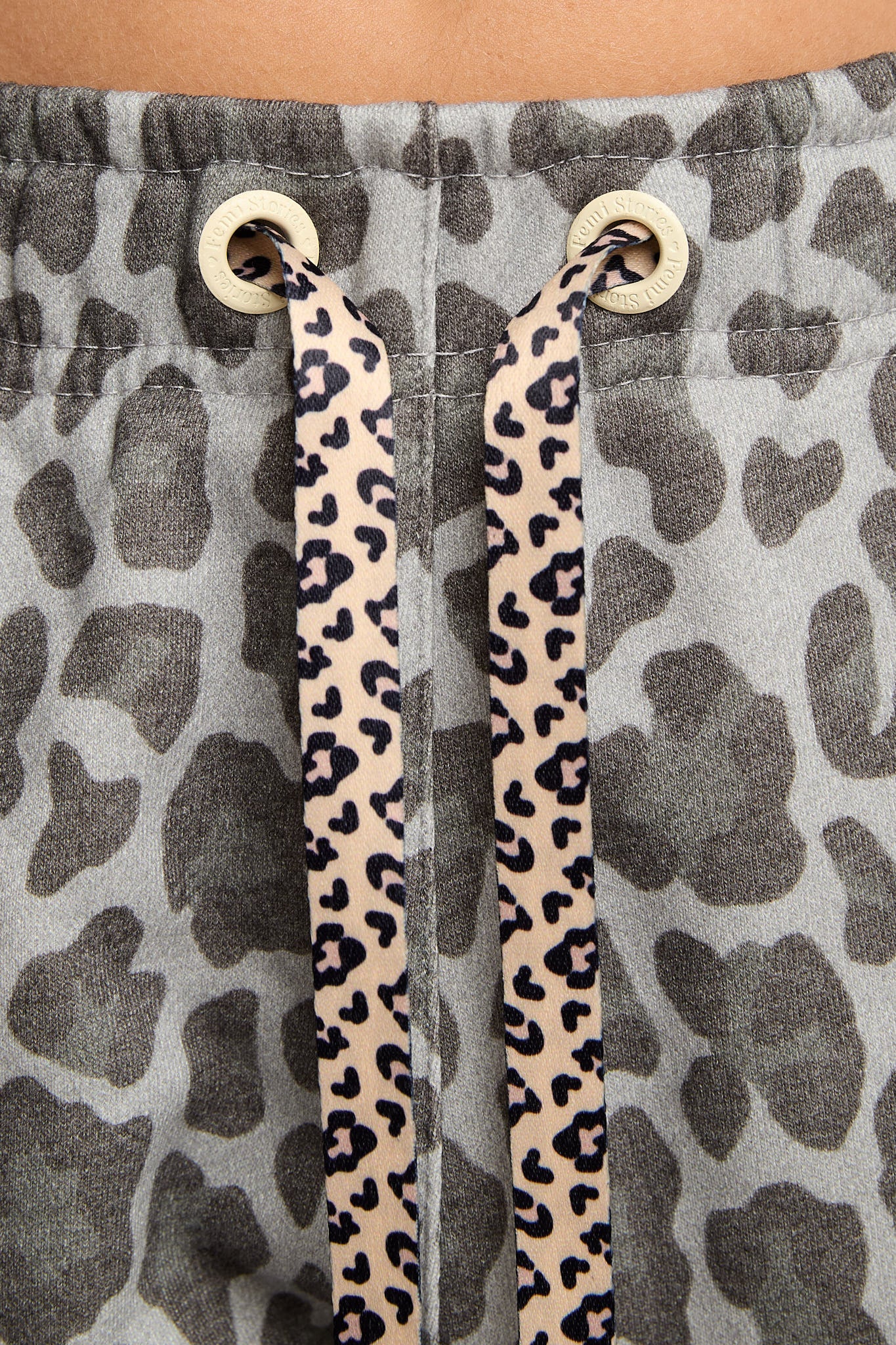 SPODNIE DRESOWE TYPU BAGGY SZARE Z PRINTEM W PANTERĘ - REVE