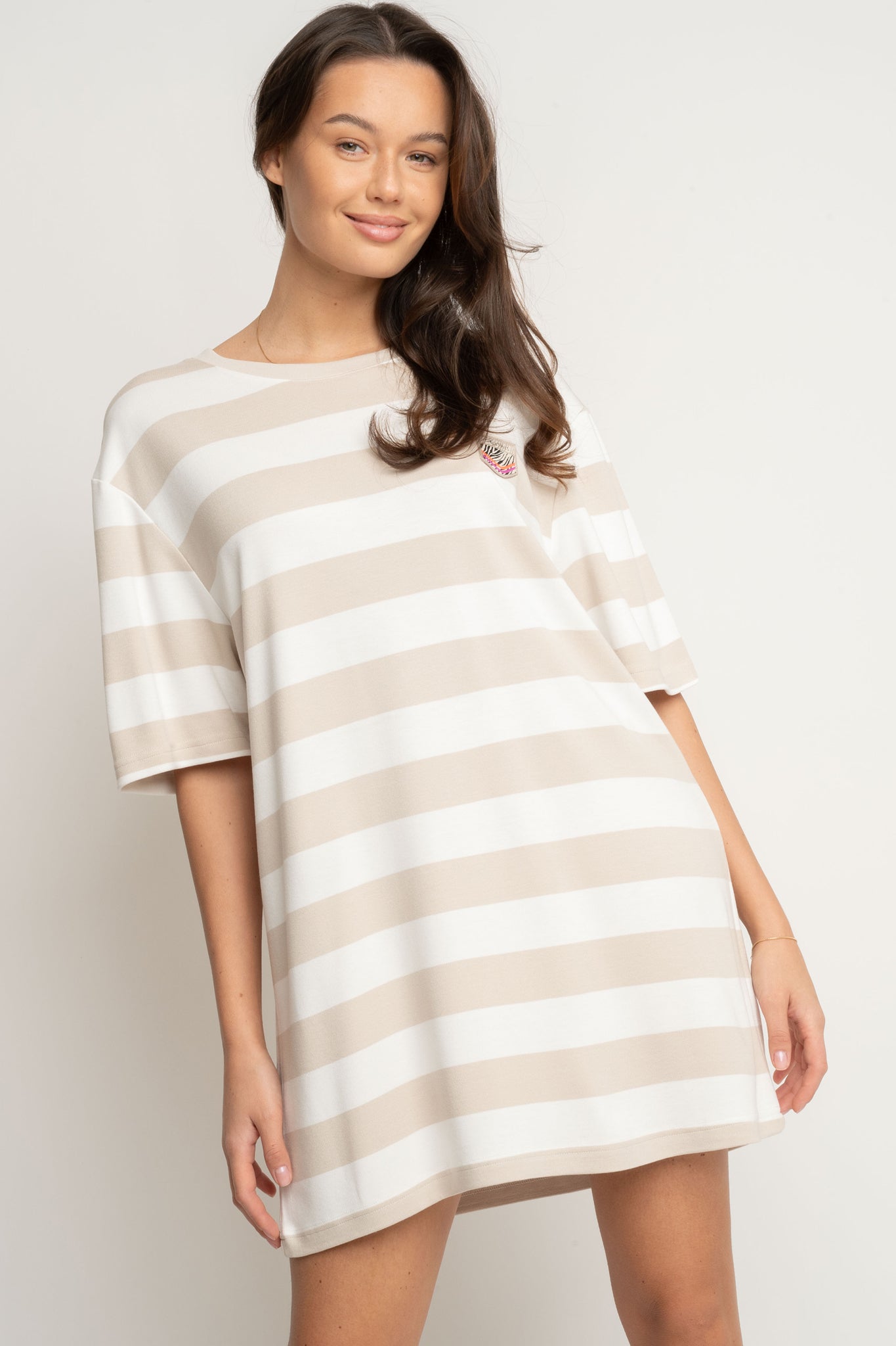 T-SHIRT BEŻOWY W PASKI - MARE