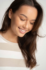 T-SHIRT BEŻOWY W PASKI - MARE