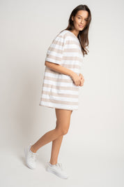 T-SHIRT CIEMNOBEŻOWY W PASKI - MARE