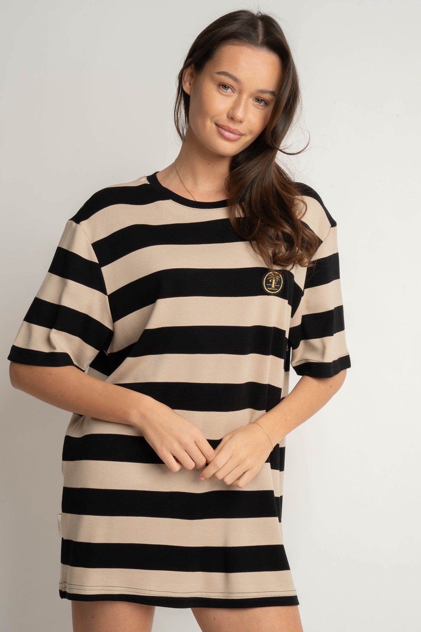 T-SHIRT CZARNY W PASKI - MARE