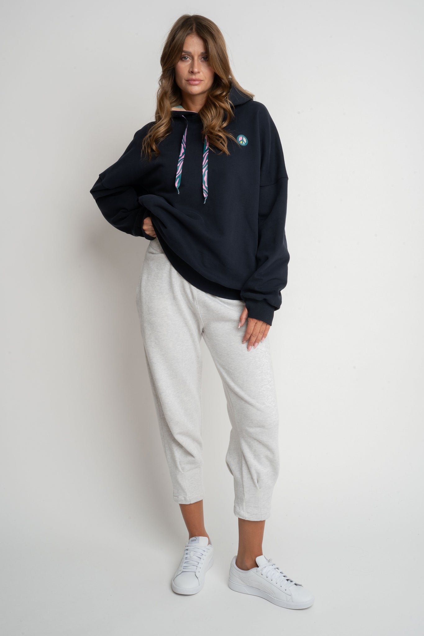 BLUZA Z KAPTUREM GRANATOWA - PENNY