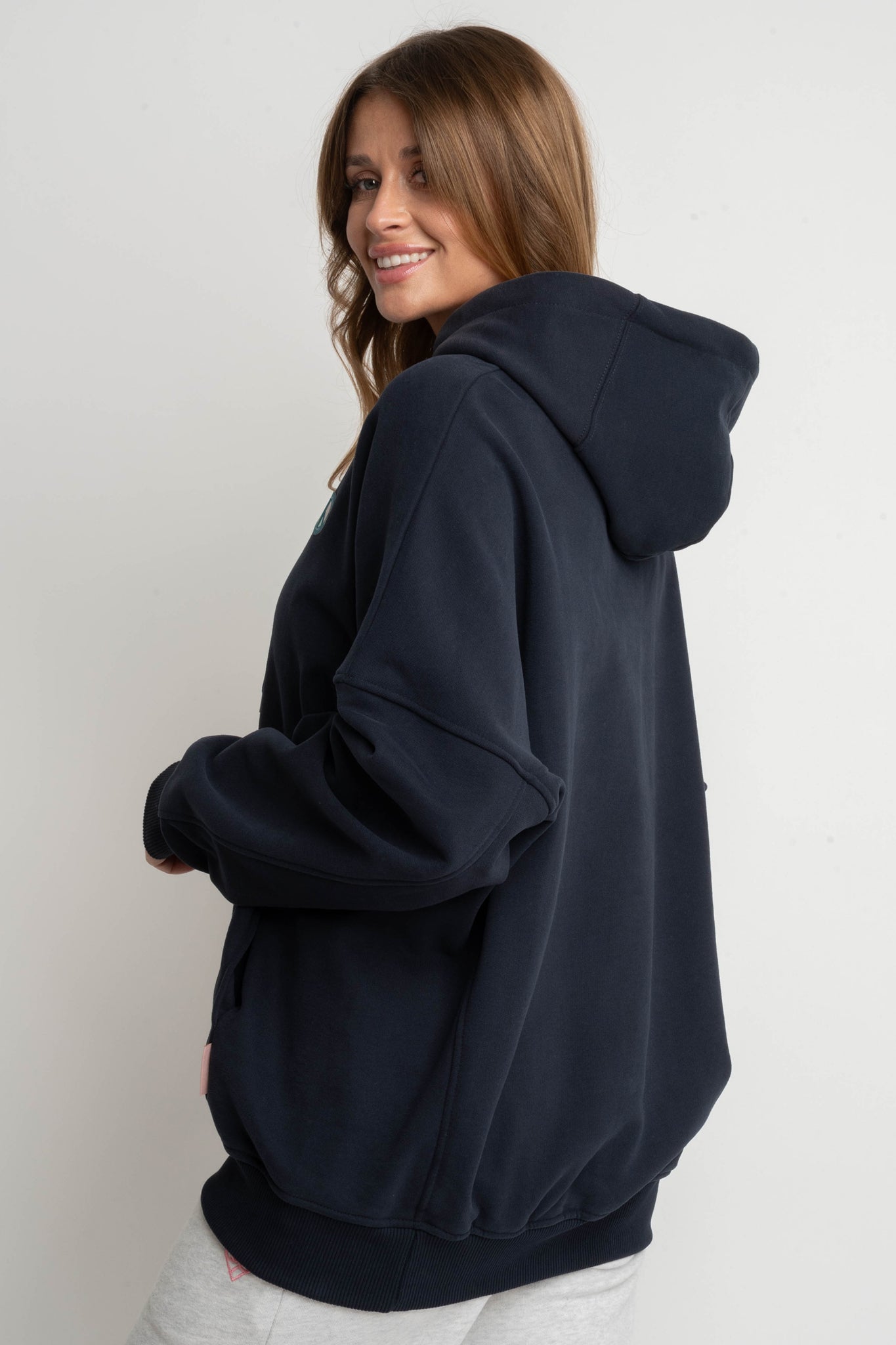 BLUZA Z KAPTUREM GRANATOWA - PENNY