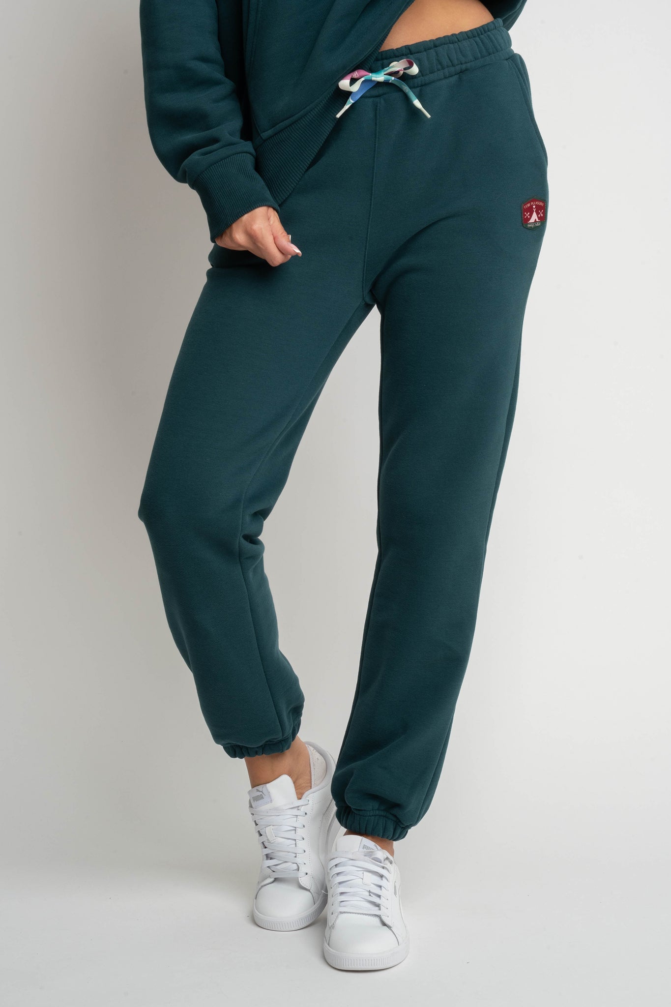 GREEN SWEATPANTS - HARUKA