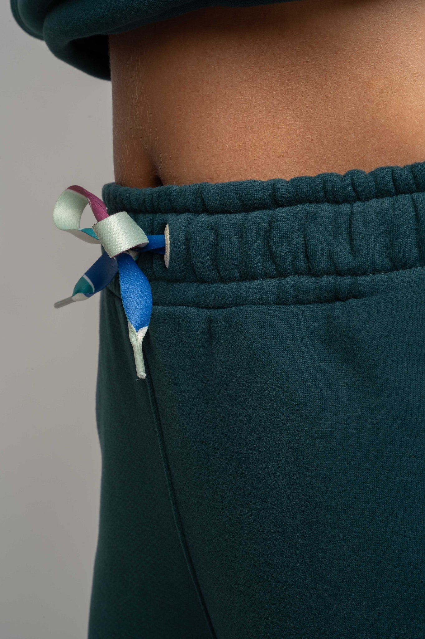 GREEN SWEATPANTS - HARUKA