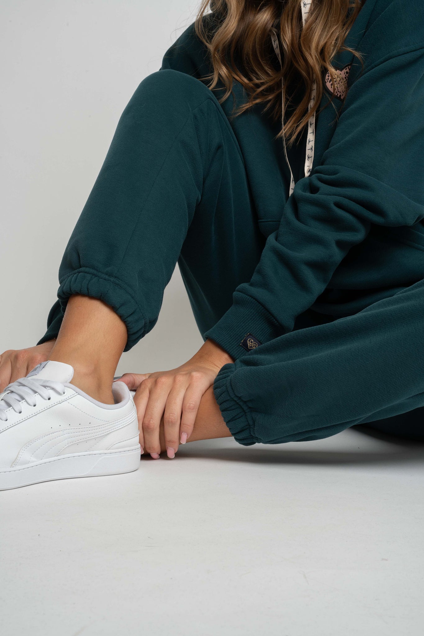 GREEN SWEATPANTS - HARUKA