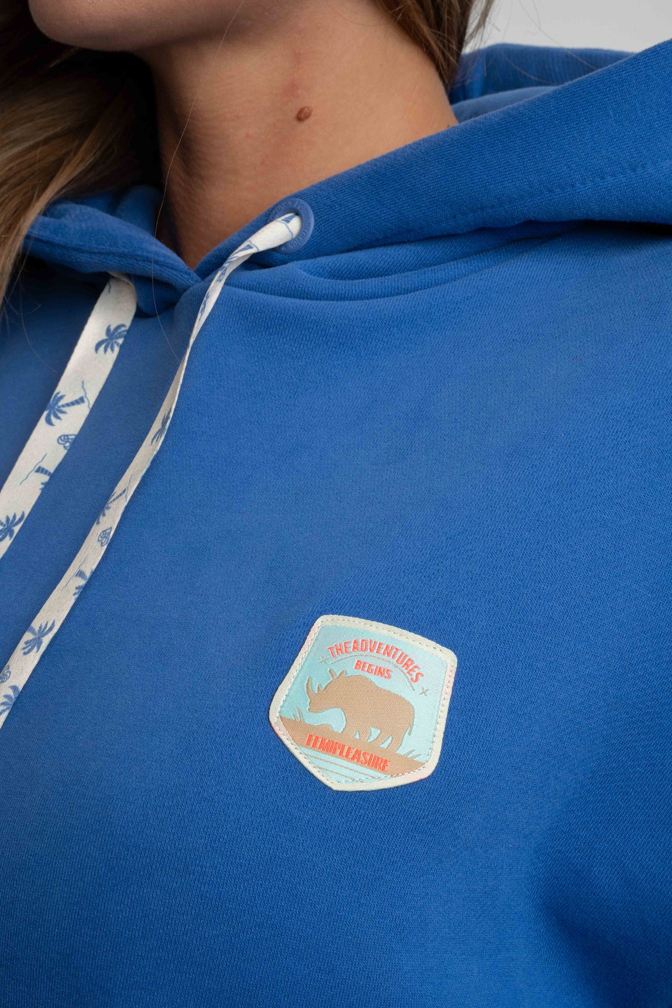 CORNFLOWER BLUE HOODIE - AURENA