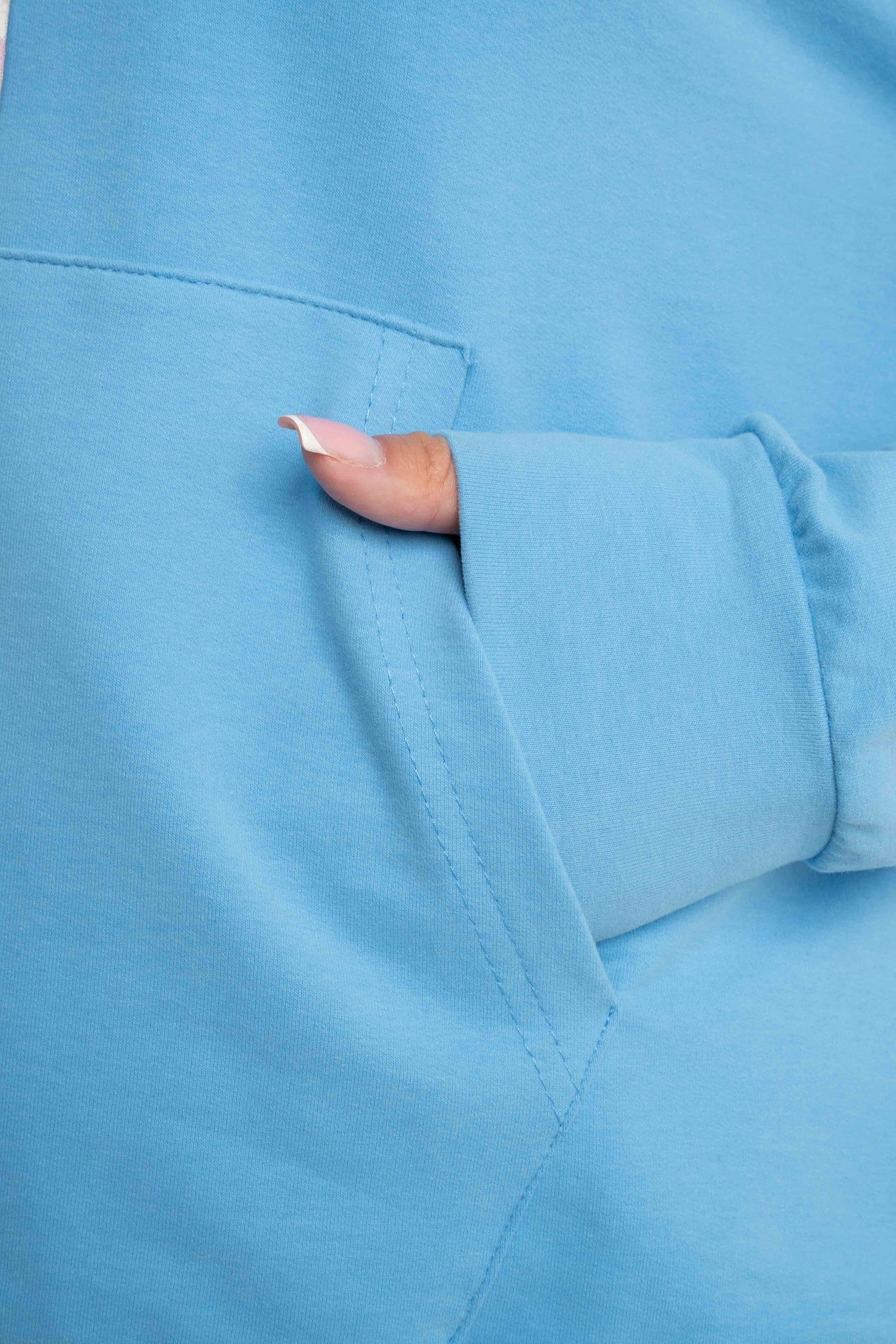 BLUZA Z KAPTUREM NIEBIESKA - AURENA