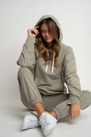 BLUZA Z KAPTUREM JASNY KHAKI- AURENA
