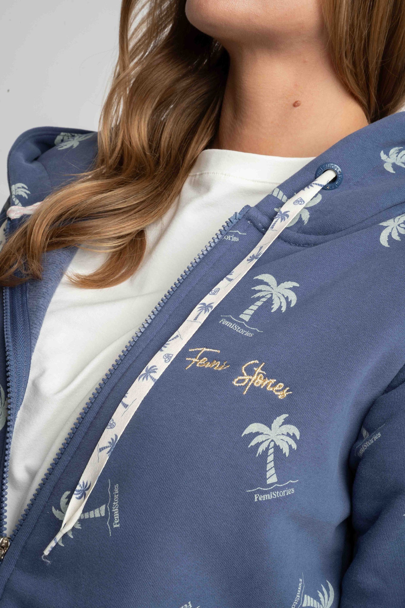 BLUZA Z KAPTUREM AMUR - NAVY