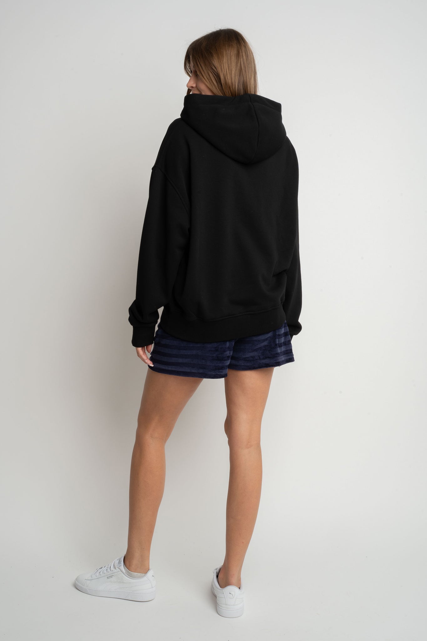 BLACK HOODED SWEATSHIRT - EMMA