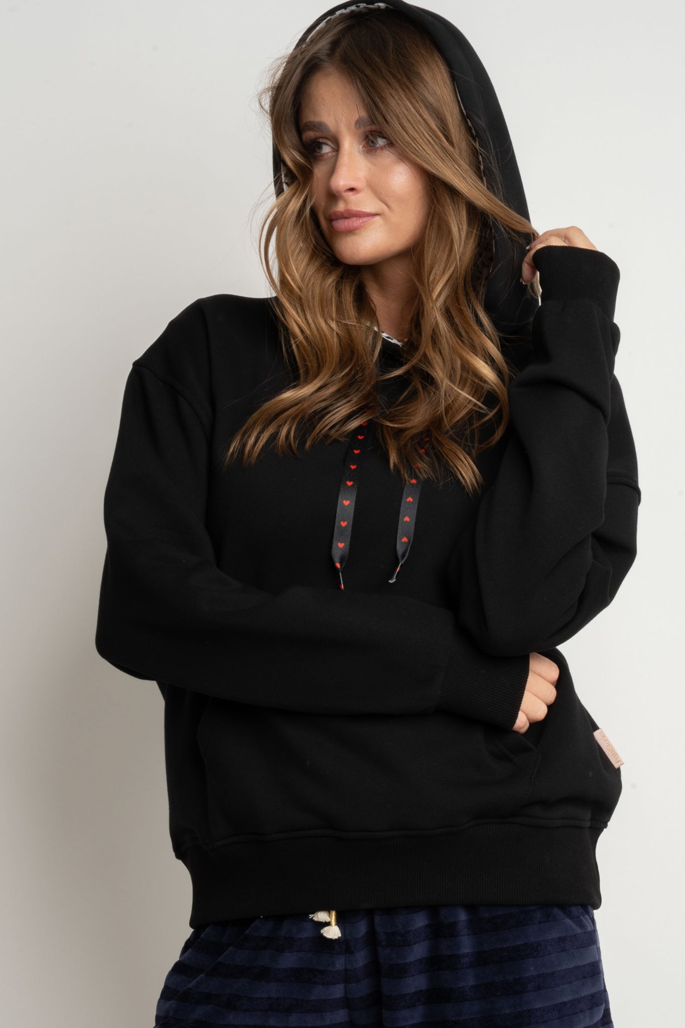 BLACK HOODED SWEATSHIRT - EMMA