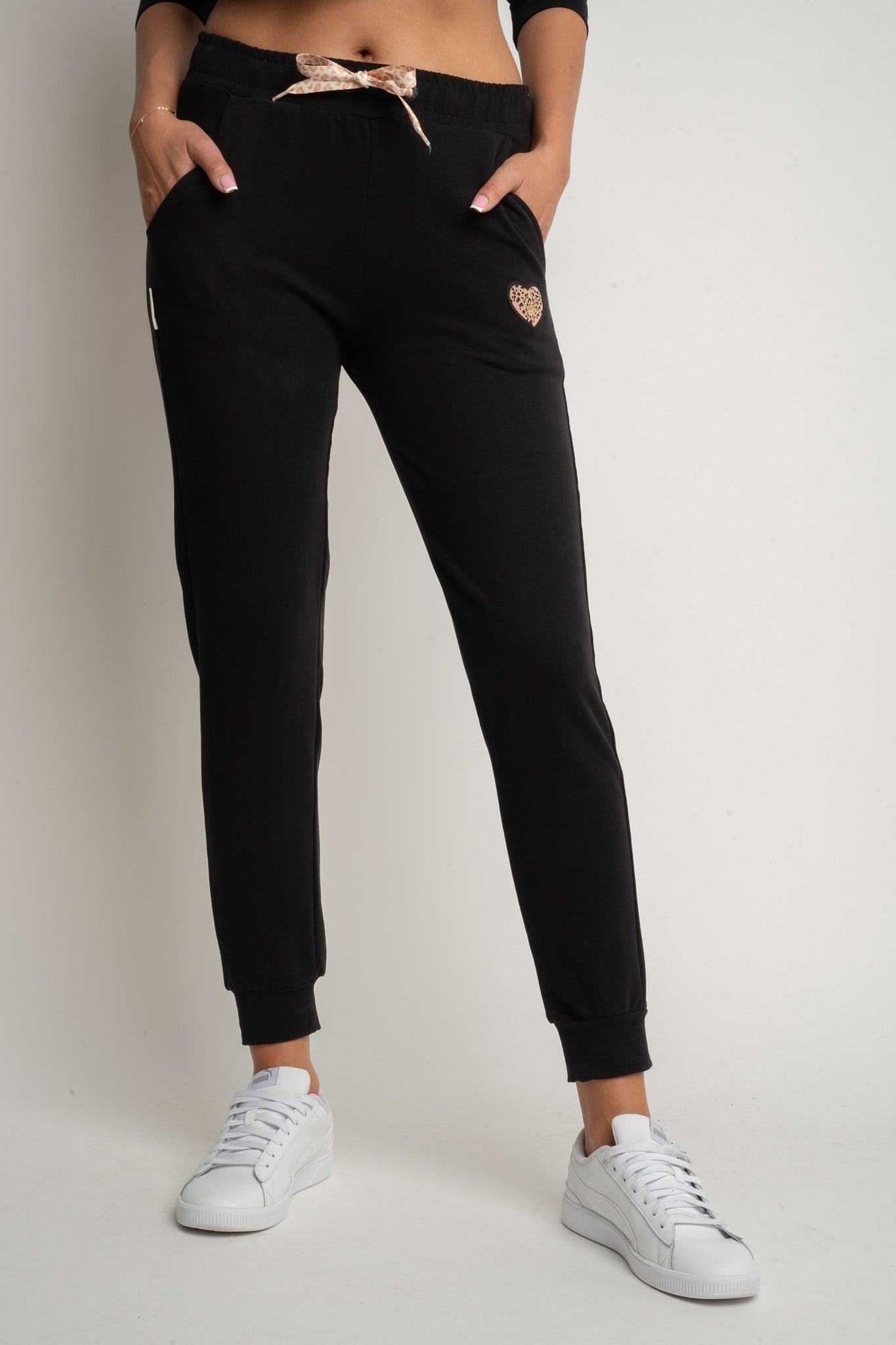 BLACK SWEATPANTS - VANO