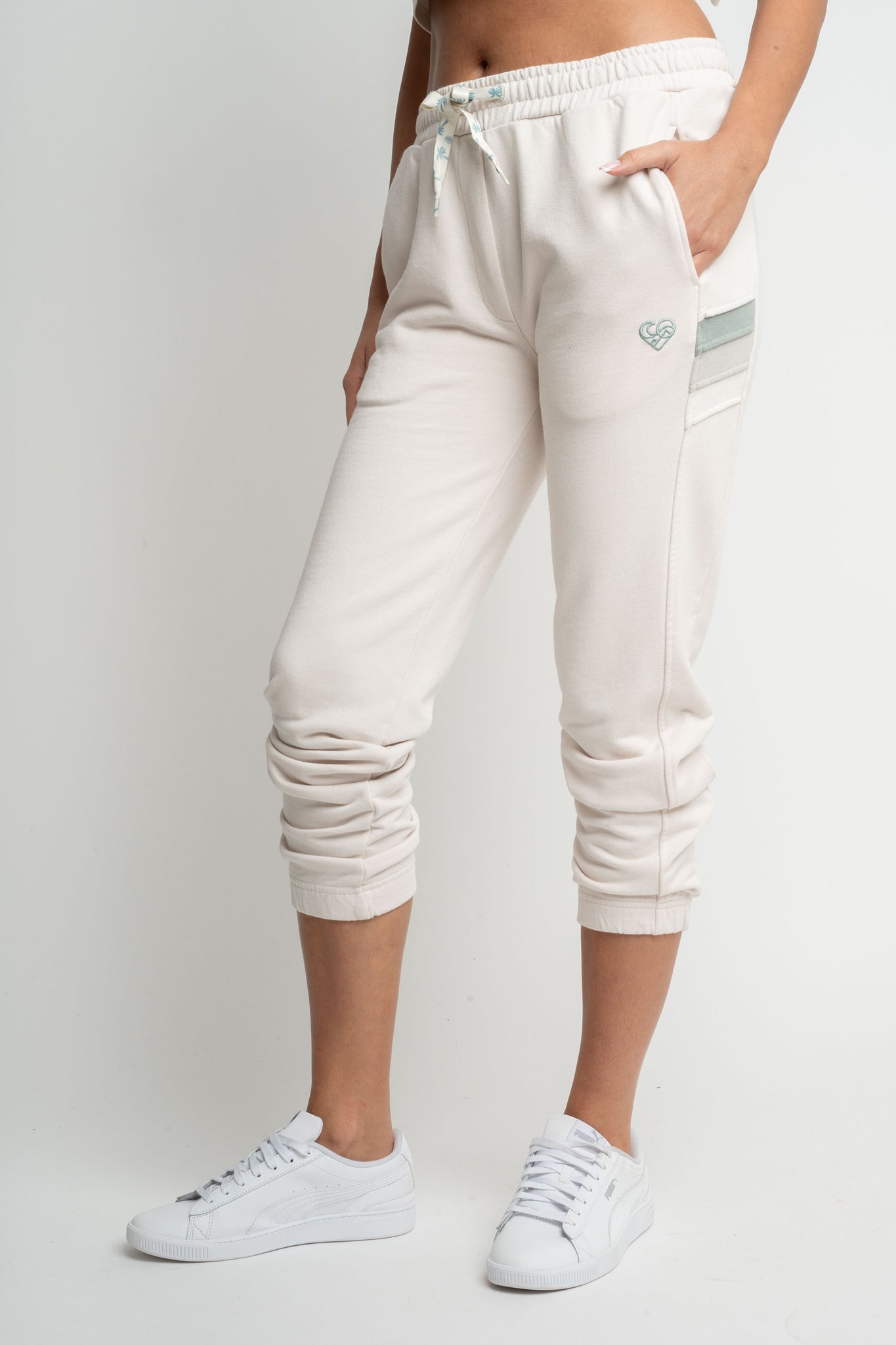 FITTED BEIGE SWEATPANTS - MAUI