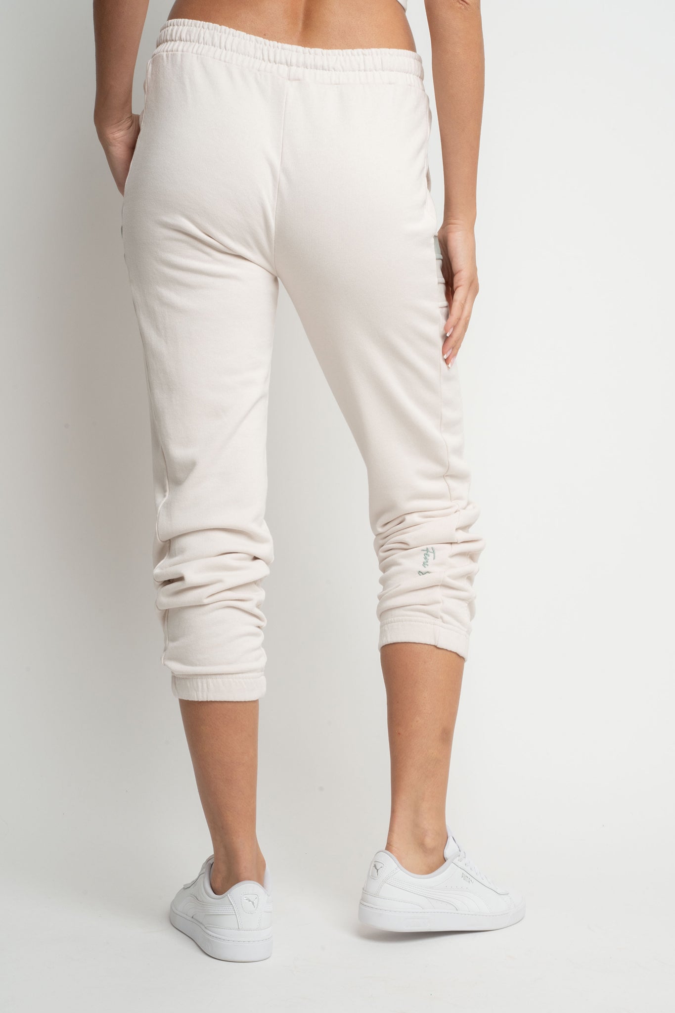 FITTED BEIGE SWEATPANTS - MAUI