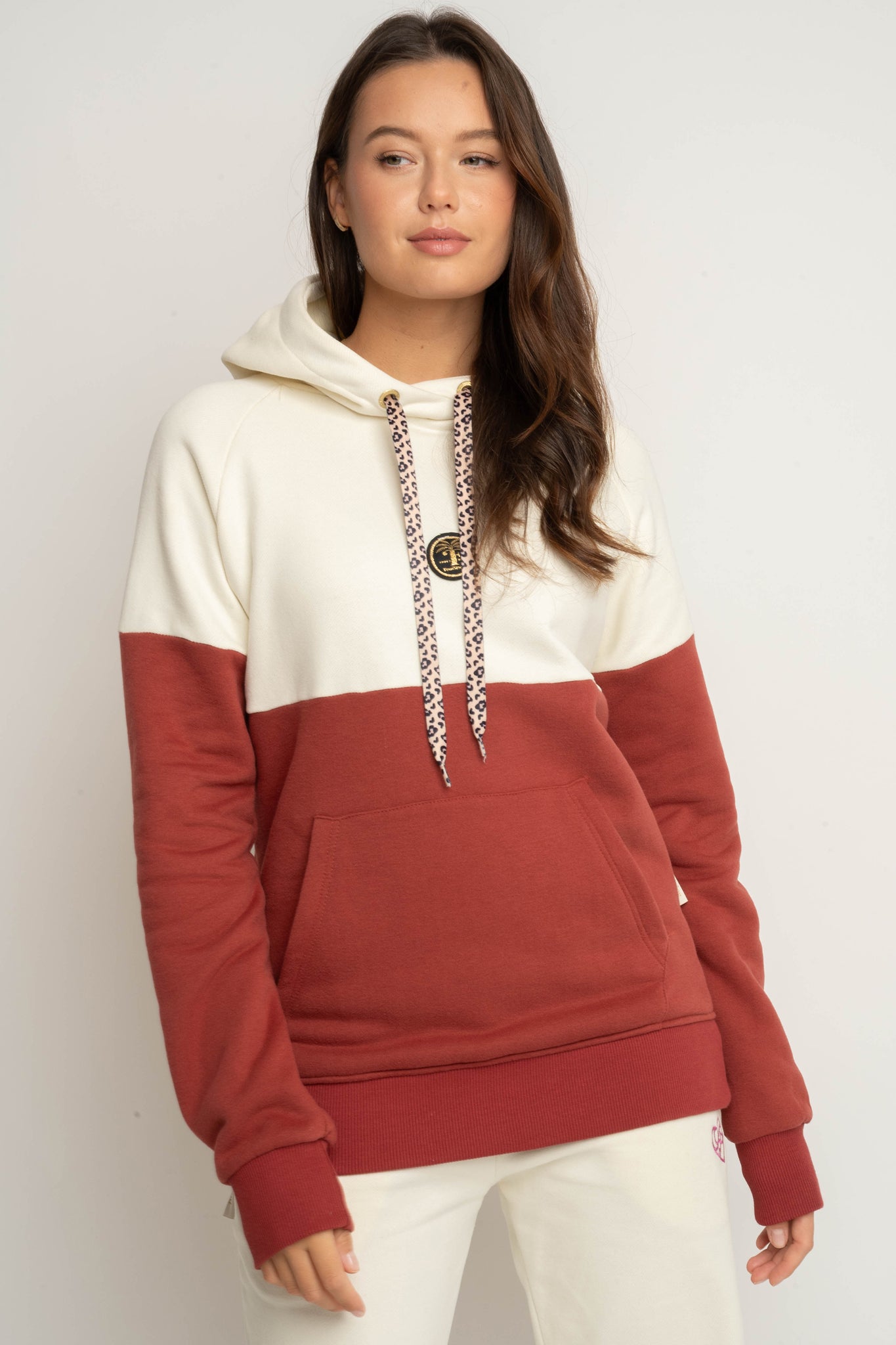 BLUZA Z KAPTUREM CEGLASTA - KENTA