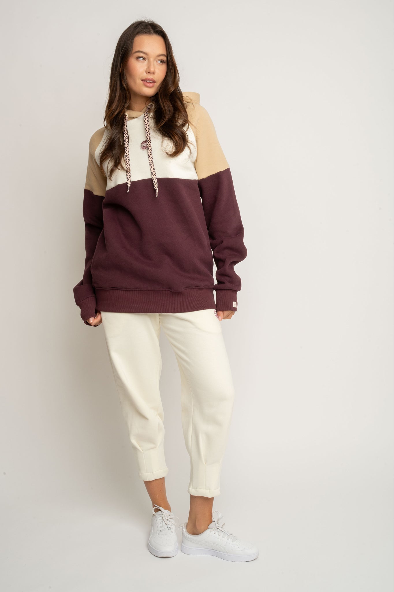 BLUZA Z KAPTUREM BORDOWA - NEMOS