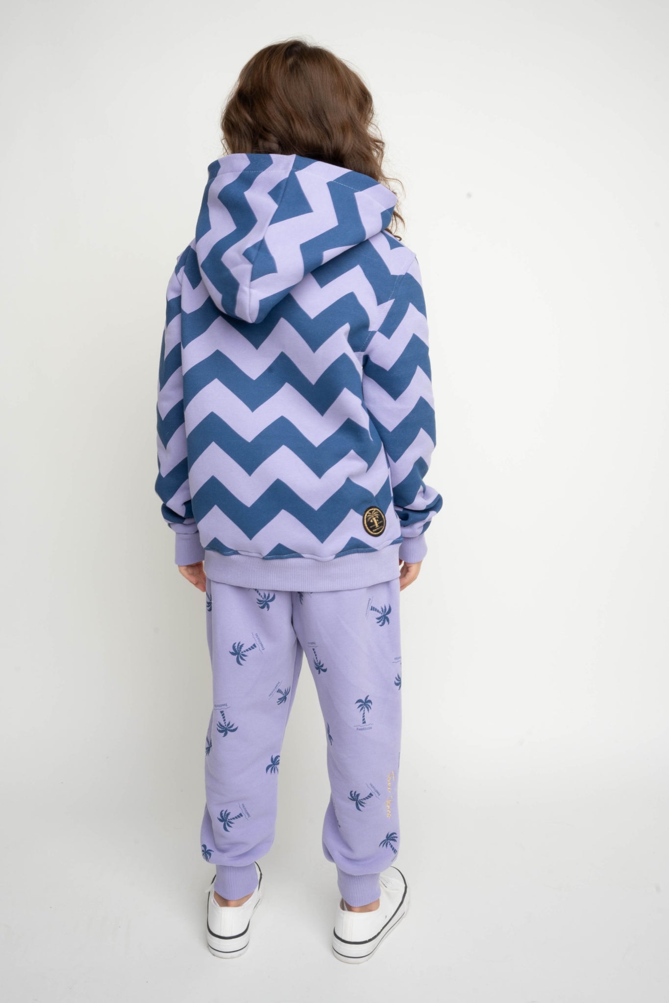 CHILDREN'S LAVENDER HOODED SWEATSHIRT - RUM