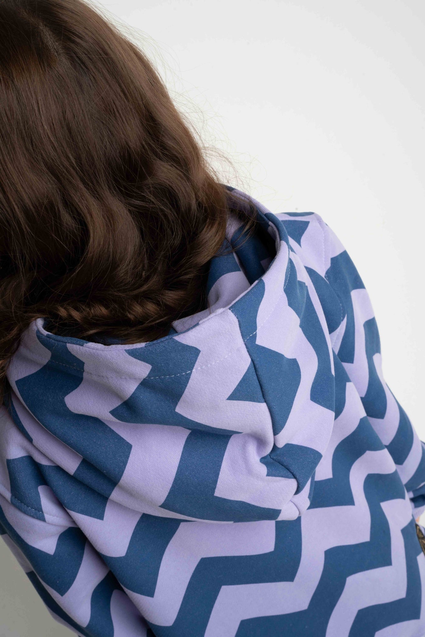 CHILDREN'S LAVENDER HOODED SWEATSHIRT - RUM