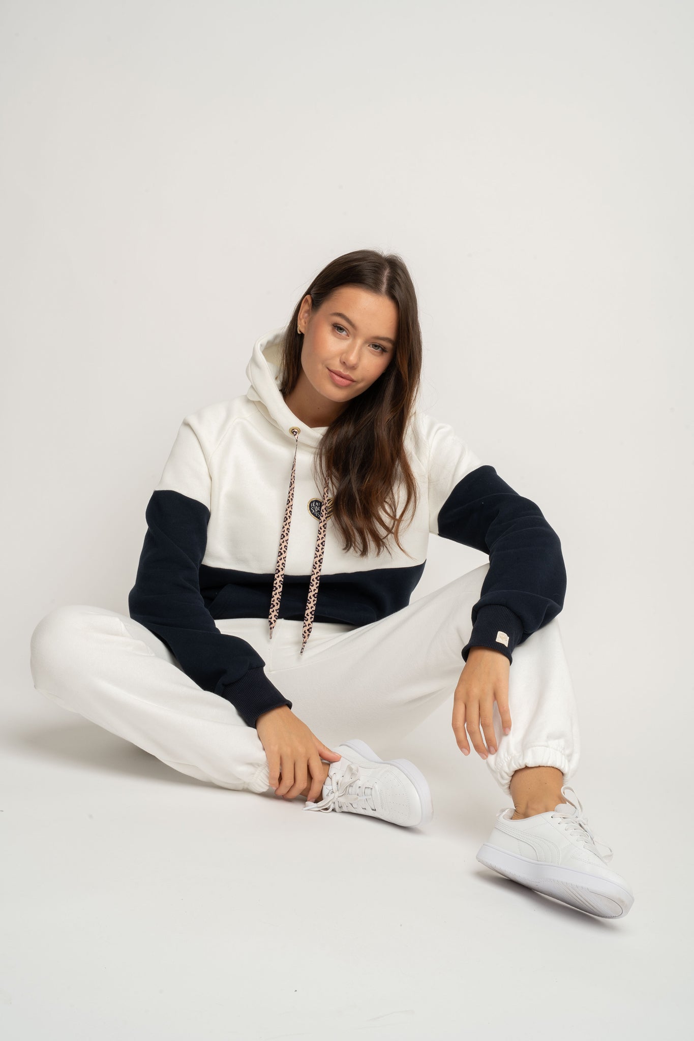 BLUZA Z KAPTUREM GRANATOWA - KENTA