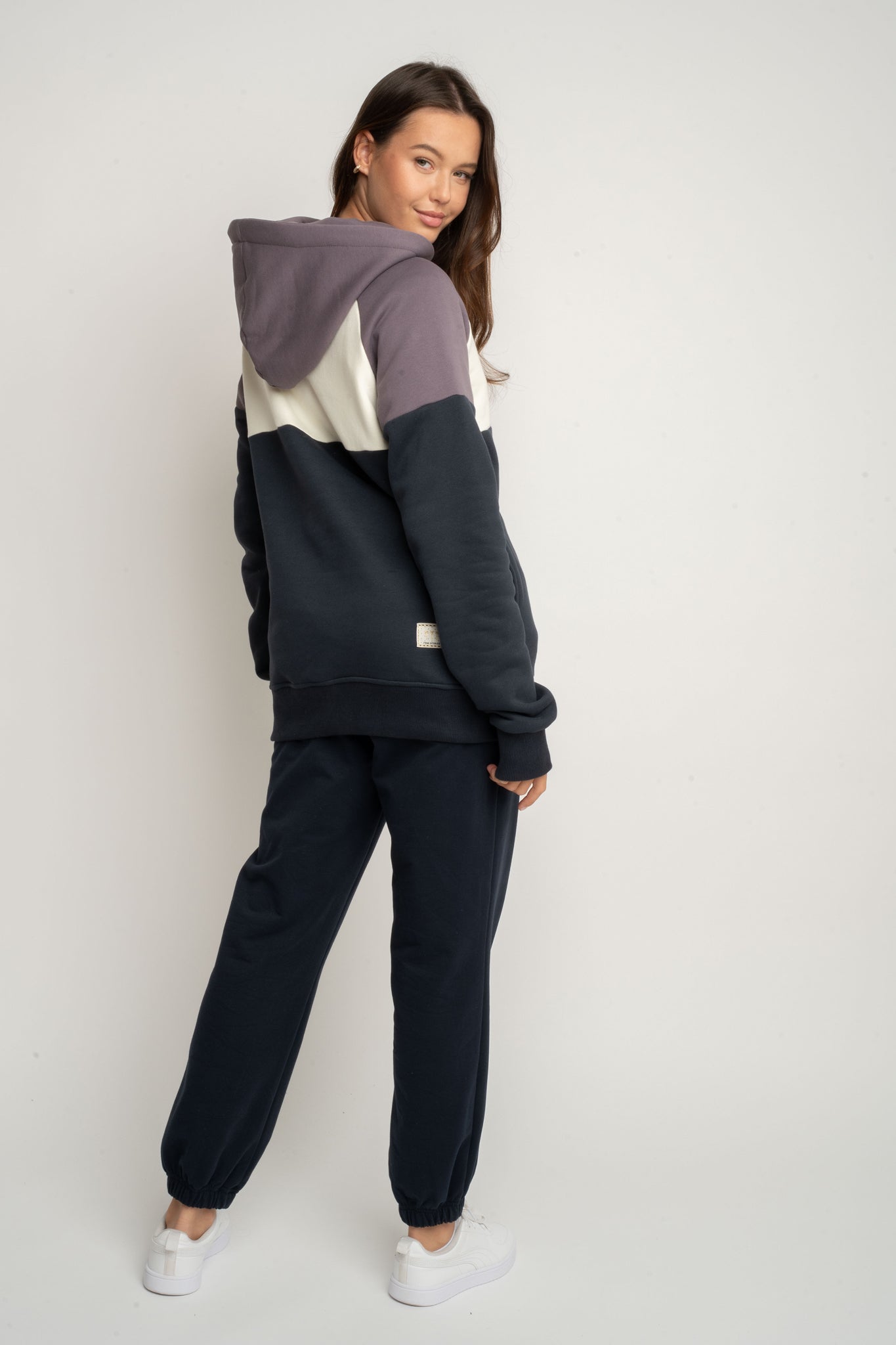 NAVY BLUE SWEATPANTS - HARUKA