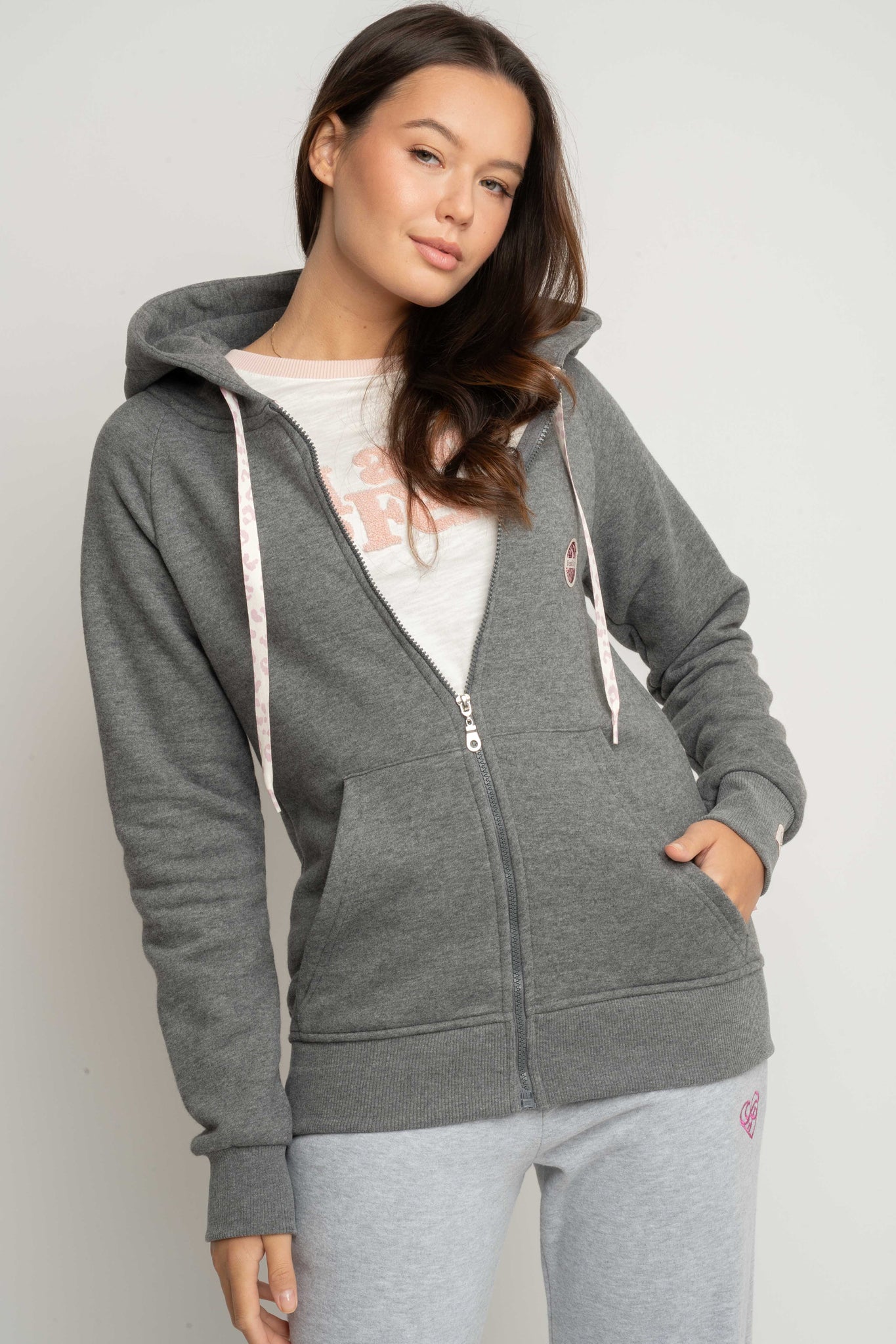 BLUZA ROZPINANA Z KAPTUREM SZARY MELANŻ - INI