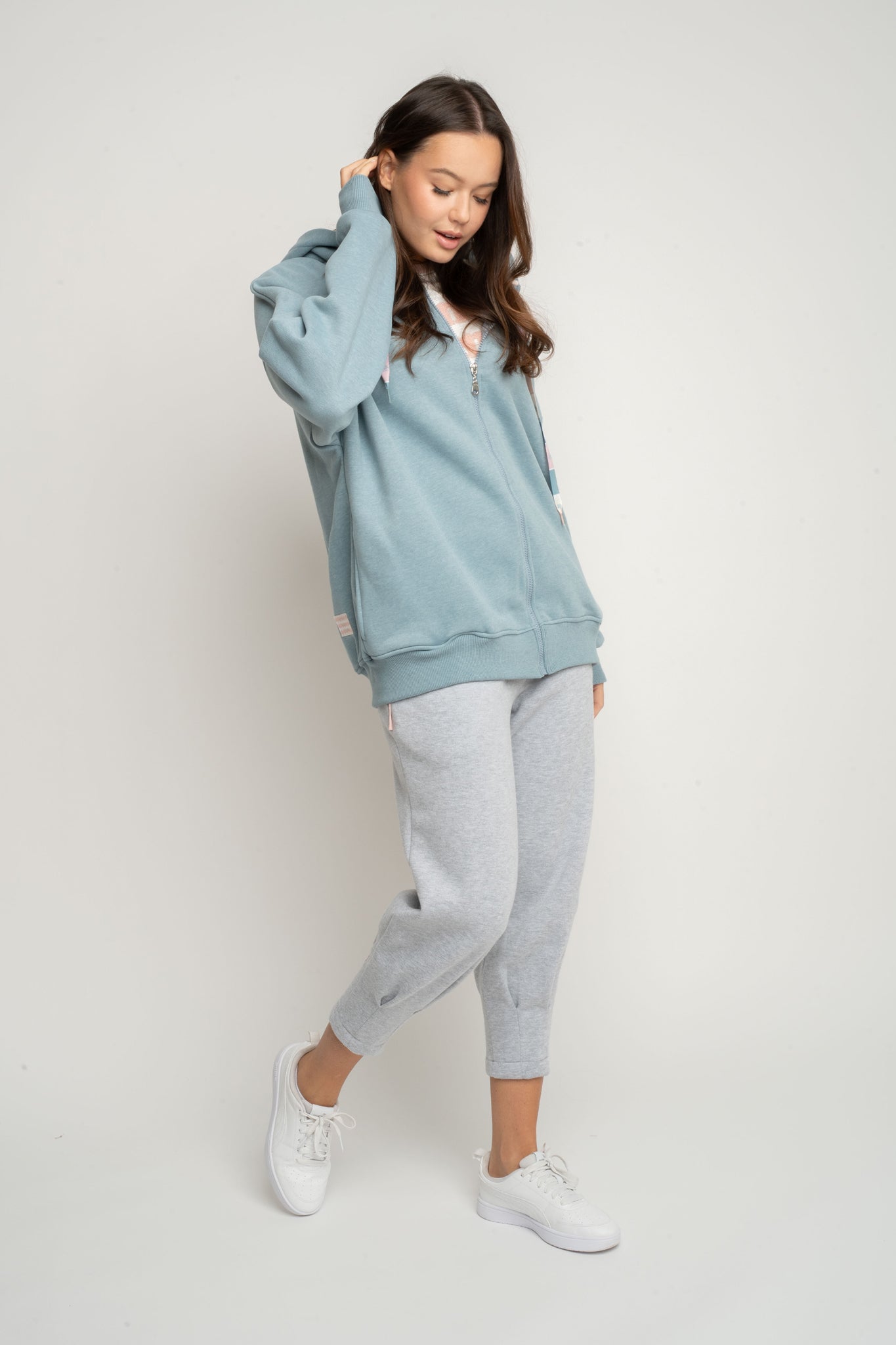BLUZA Z KAPTUREM ROZPINANA TURKUSOWA - FLEUR