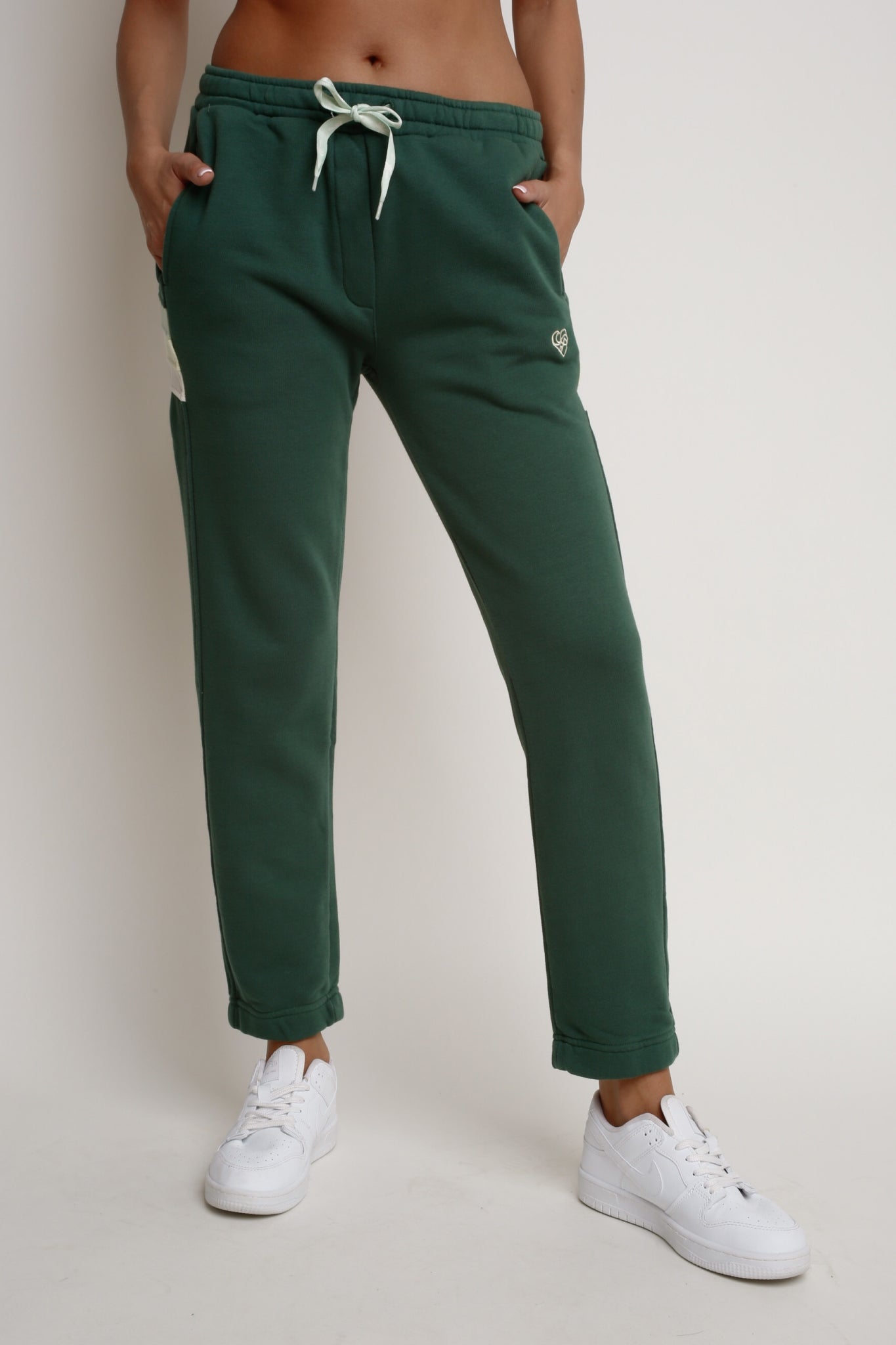 FITTED GREEN SWEATPANTS - MAUI