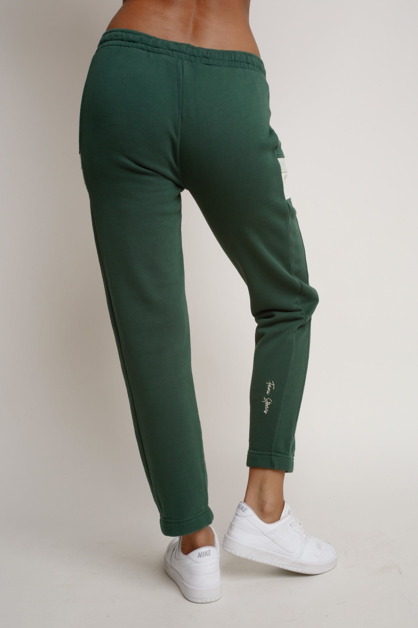 FITTED GREEN SWEATPANTS - MAUI