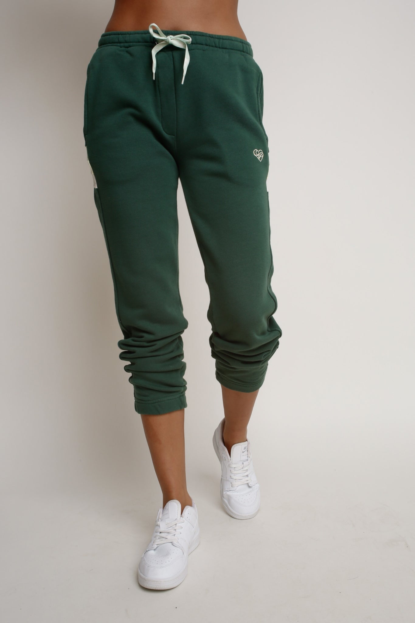 FITTED GREEN SWEATPANTS - MAUI