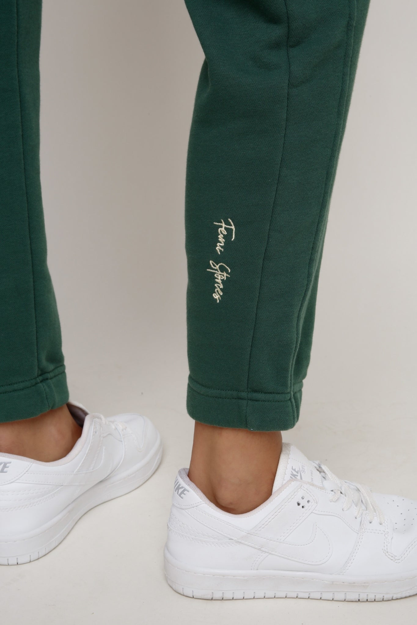 FITTED GREEN SWEATPANTS - MAUI