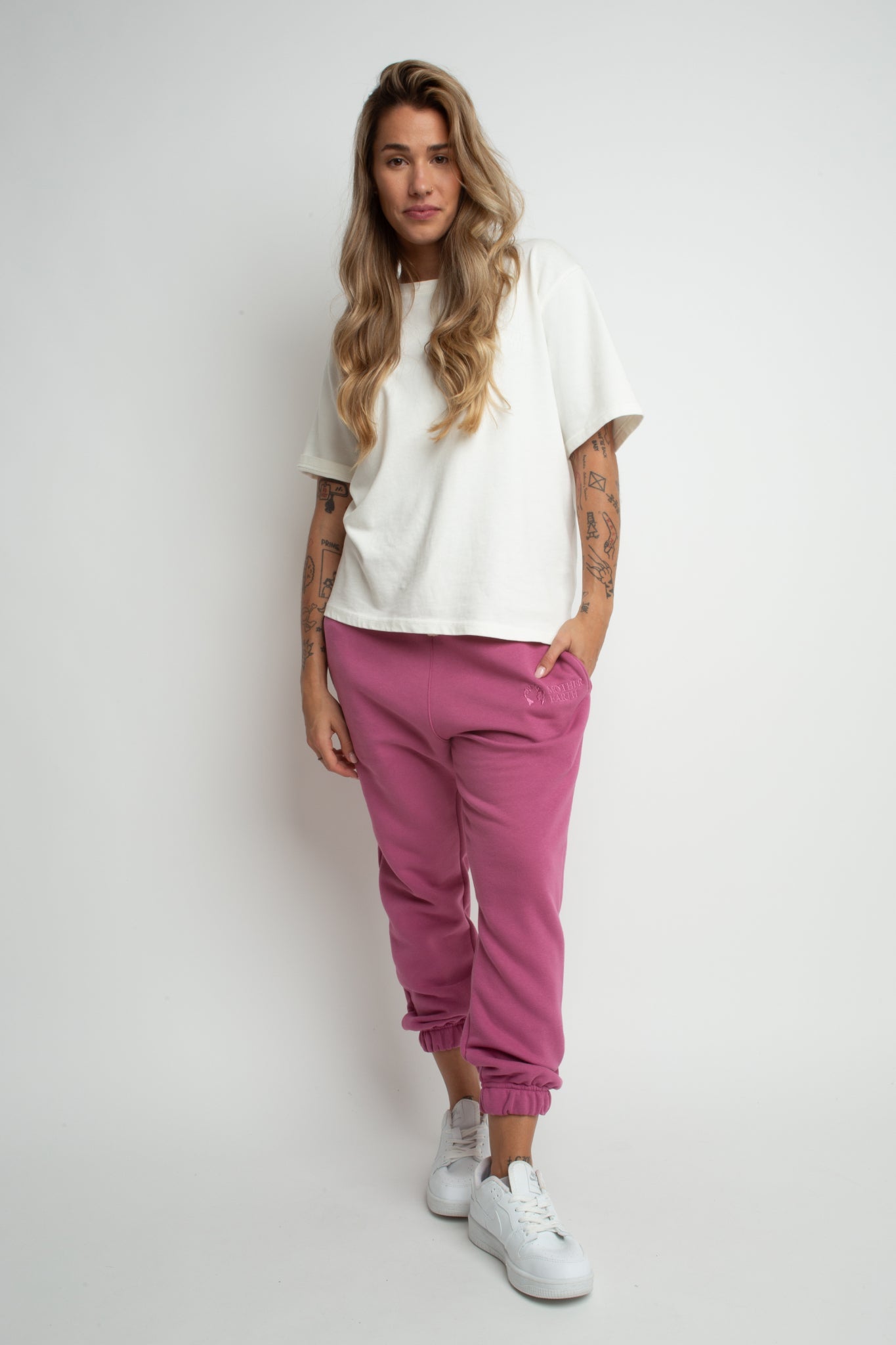 KARPATOS - SPODNIE DRESOWE OVERSIZE UNISEX FUKSJOWE