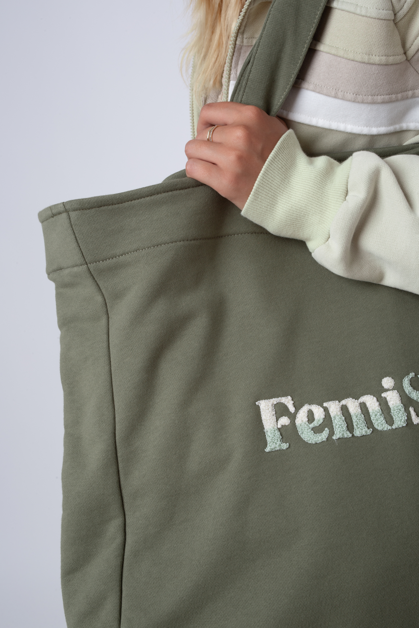 FEMI STORIES DOUBLE-SIDED SHOPPER BAG KHAKI - BORA BORA