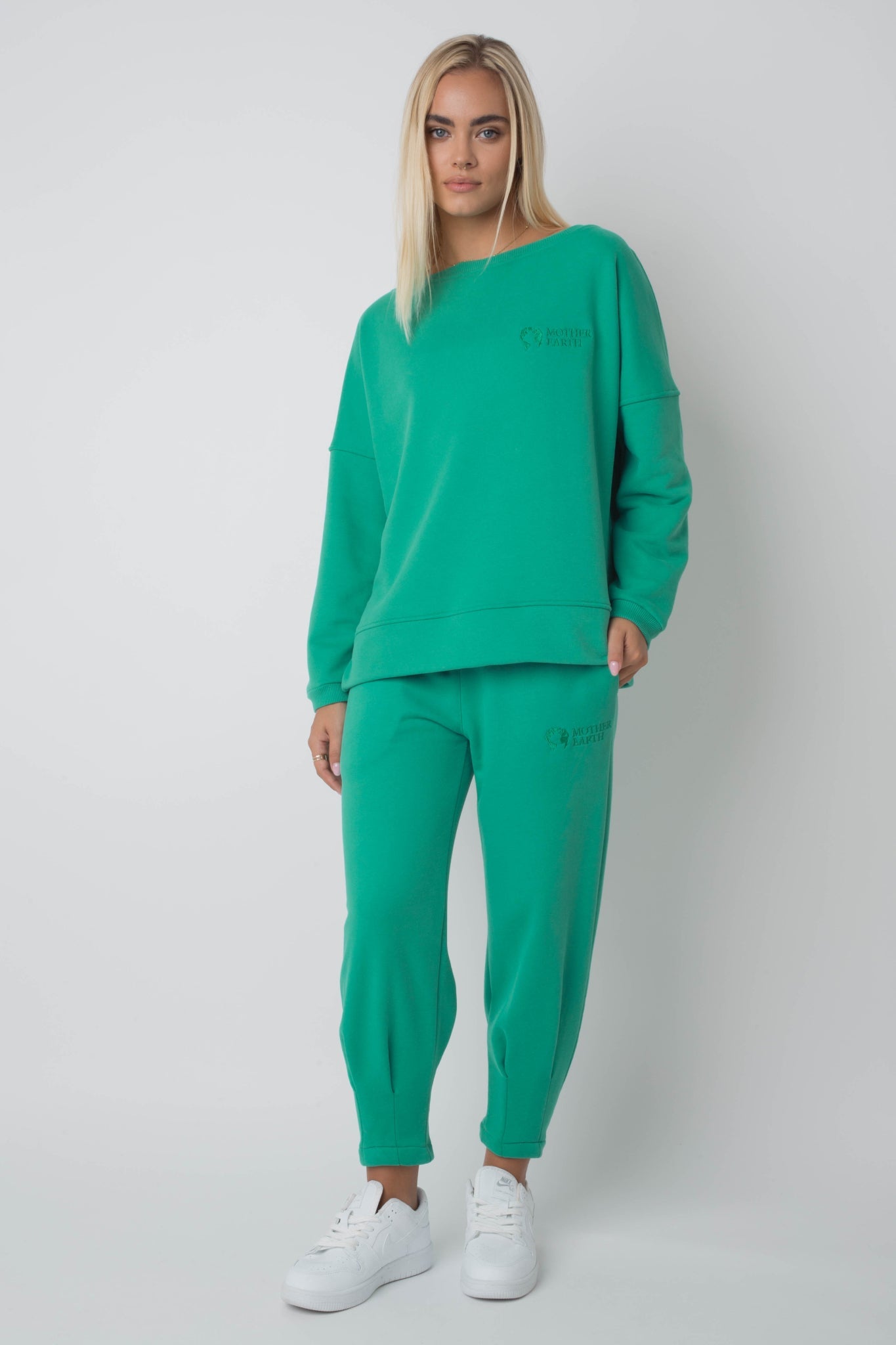 BLUZA OVERSIZE Z SZEROKIM DEKOLTEM ZIELONA - MULL