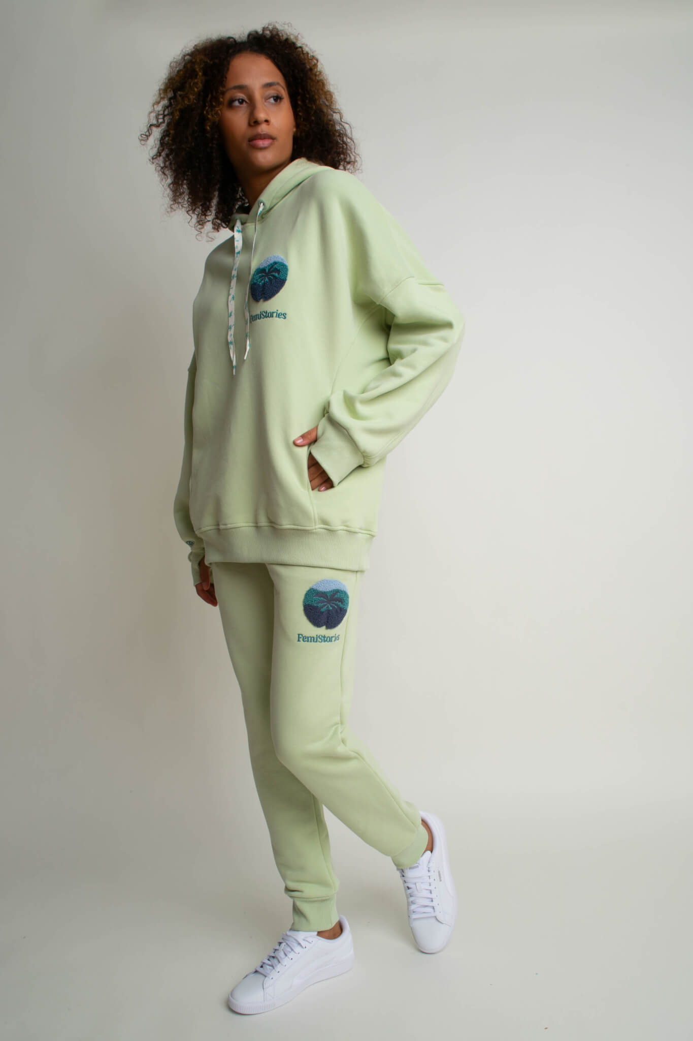 BLUZA OVERSIZE Z KAPTUREM PISTACJOWA - SANIBEL