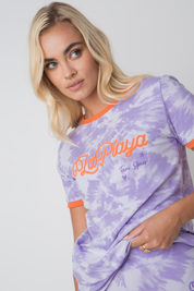 T-SHIRT LA PLAYA WASHED VIOLET Z POMARAŃCZOWYM NAPISEM I LAMÓWKĄ - COSMA