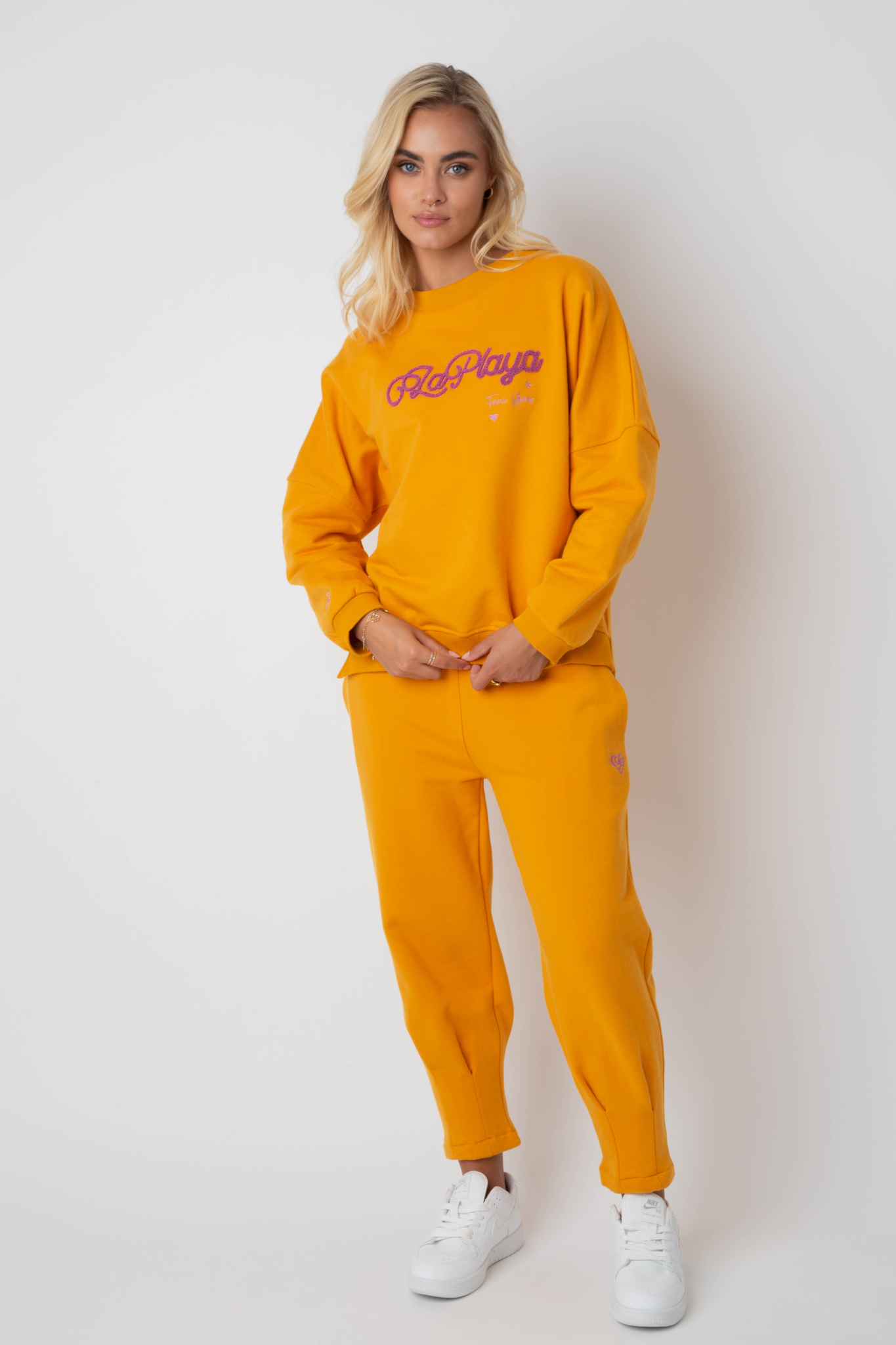 BLUZA LA PLAYA TYPU CREWNECK POMARAŃCZOWA - VALD