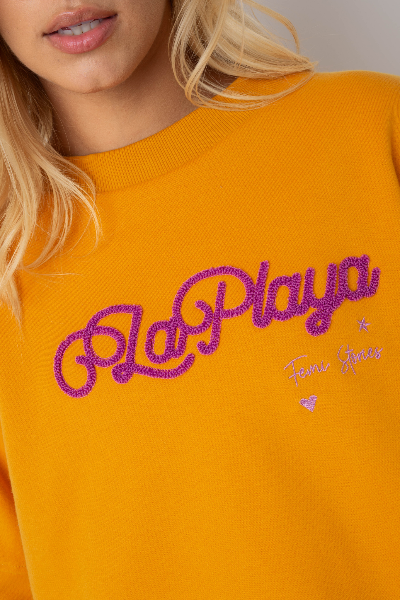 BLUZA LA PLAYA TYPU CREWNECK POMARAŃCZOWA - VALD