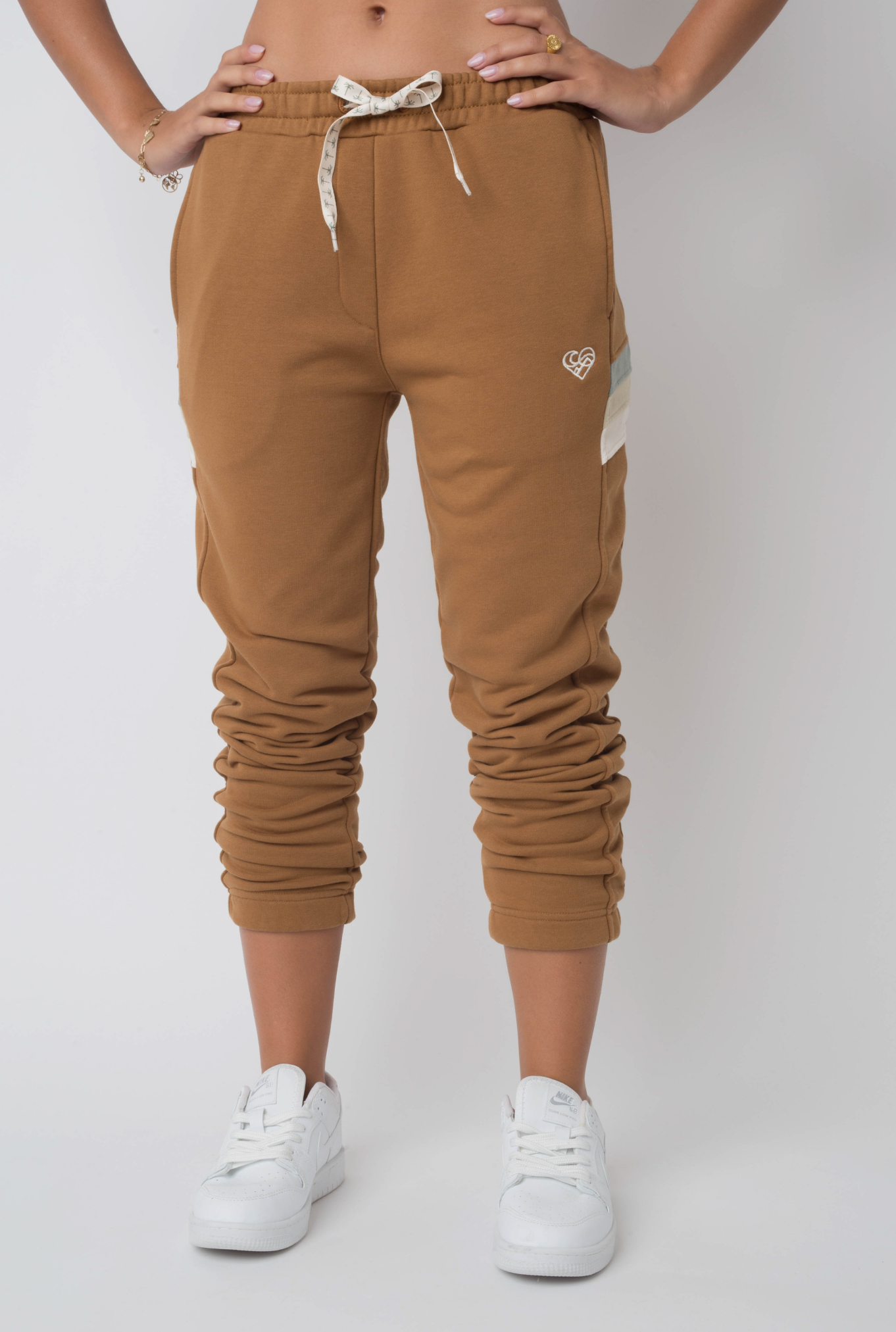 FITTED BROWN SWEATPANTS - MAUI