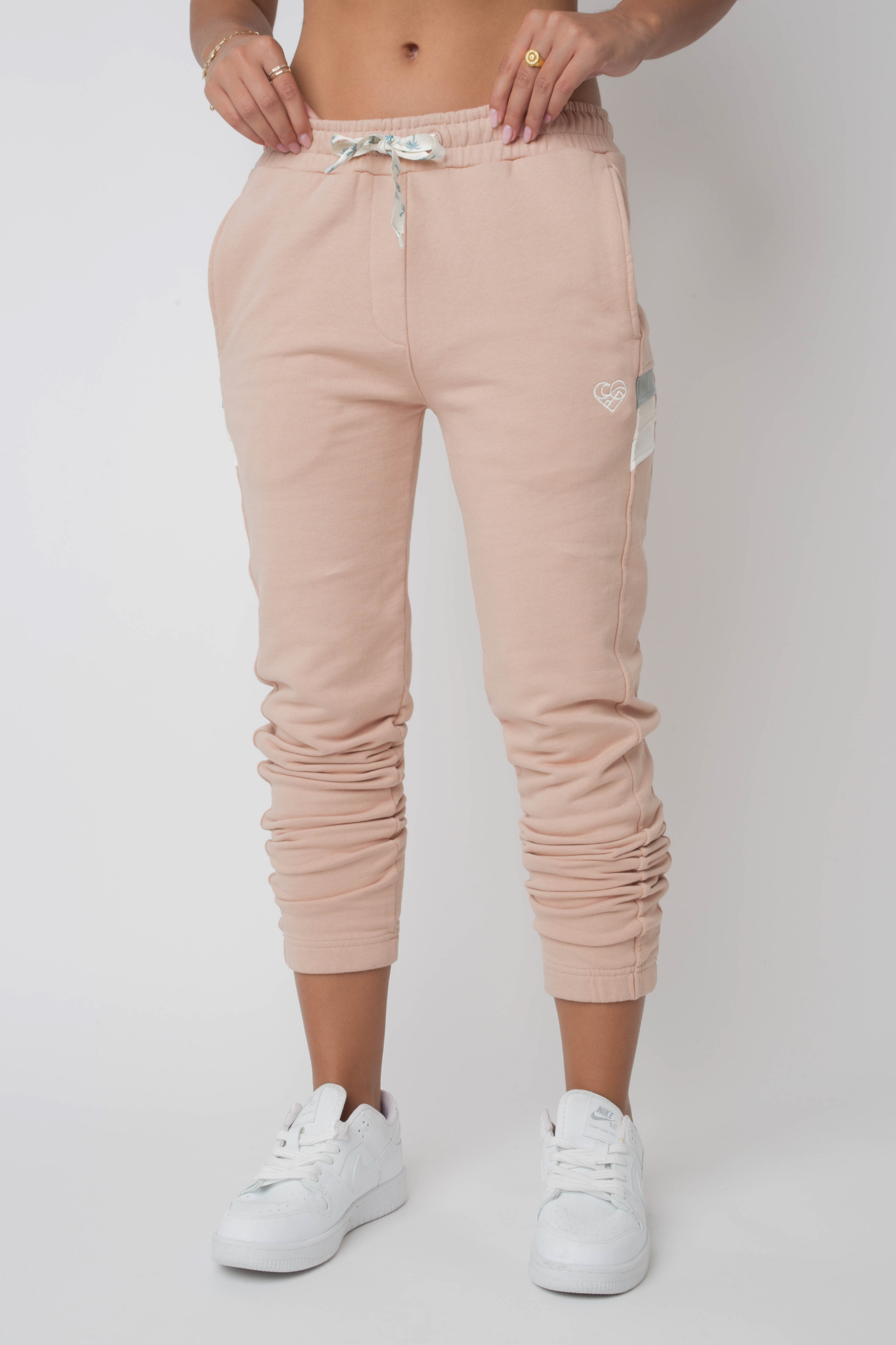 FITTED LIGHT PINK SWEATPANTS - MAUI
