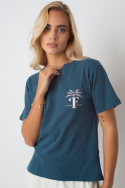 T-SHIRT APRES BEACH GRANATOWY Z RÓŻOWYM NADRUKIEM PALMY - MANUEL